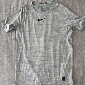 Nike Men's Gray Dri-FIT Shirt